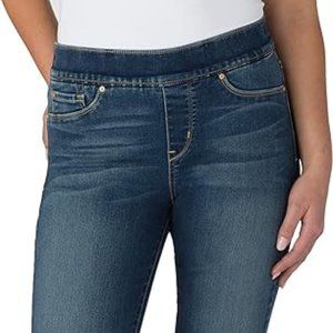 Levi's vTotally Shaping Pull-on Skinny jean